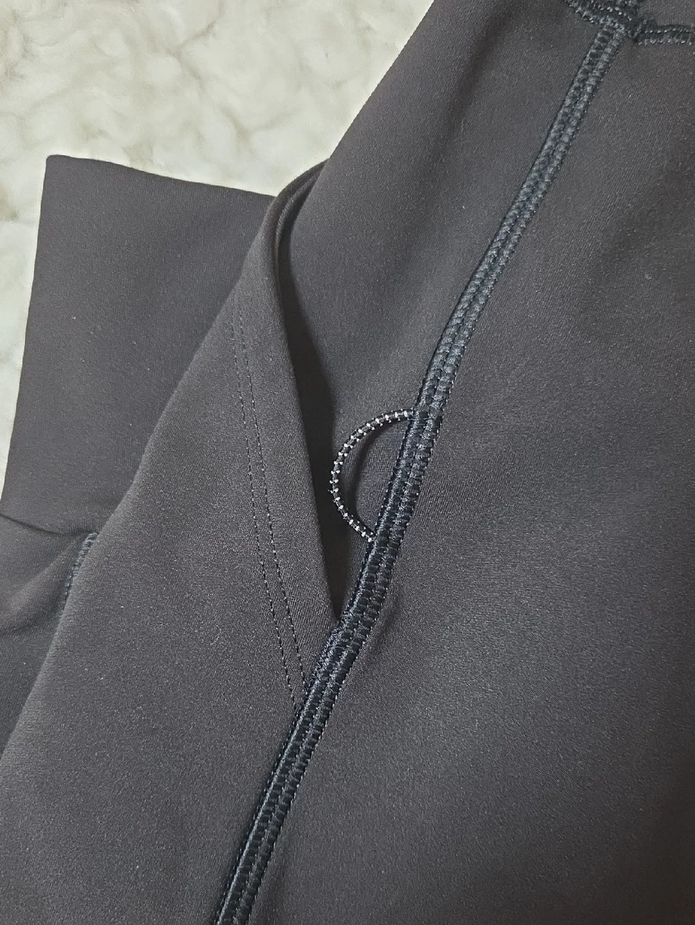 Athleta Rainier Cargo Jogger Sz XL Black - Picture 9 of 14